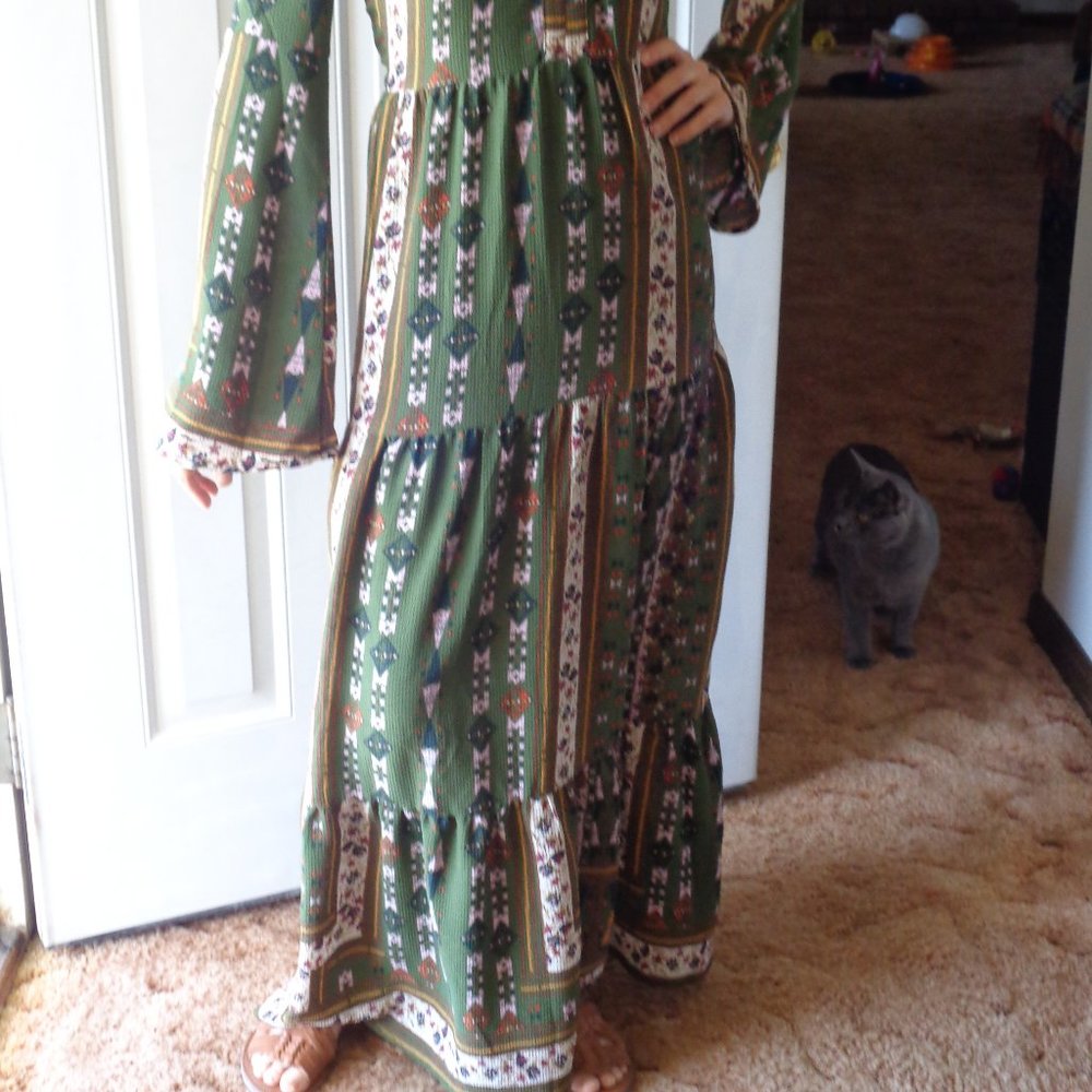 Relist 7/21❌ Altar’d State boho bell sleeve print long dress cottagecore retro S - Picture 10 of 15